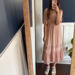 Size XS midi dress by Knox rose. Worn once. Like new. Ships within next day.